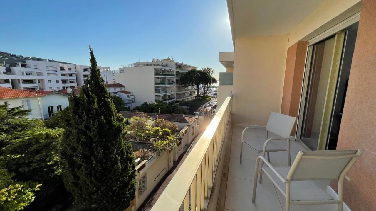 Cannes Pointe Croisette : Superbe Logement Vue Mer Bagian luar foto